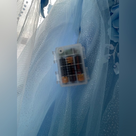 Quinceanera Dress / Prom/ Homecoming/ Formal/ Ballgown Corset Light up Dress - Picture 6 of 8